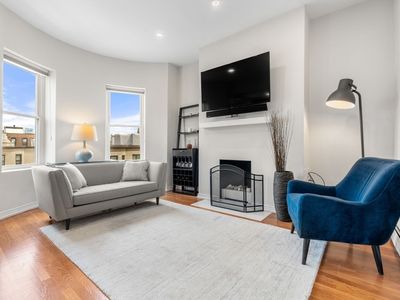 11 Albemarle St APT 4