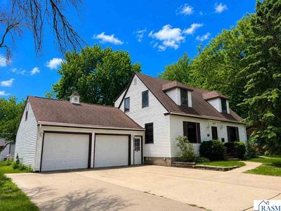 Property at 940 Victoria St, Fairmont, MN