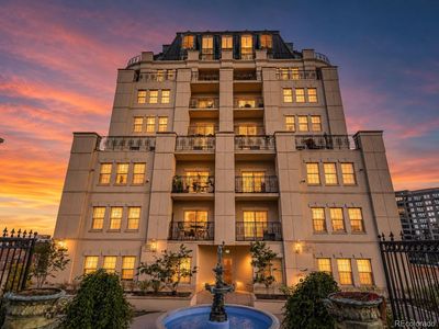925 N Lincoln Street #3C