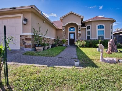 8229 Merlin Pl