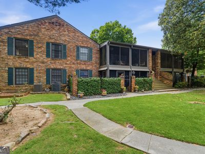 3109 Colonial Way APT E