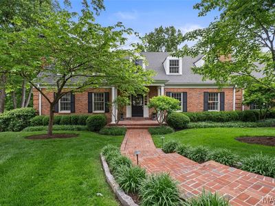 33 Gouvenor Ln