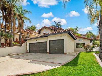 20163 Corona St