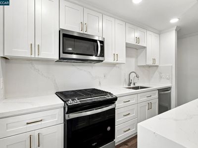 1001 Murrieta Blvd APT 104