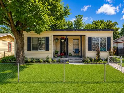 108 Laroe St