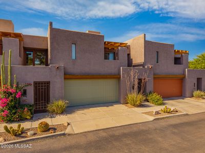 3135 E Sampras Ln