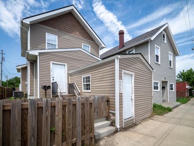 2464 Sullivant Ave