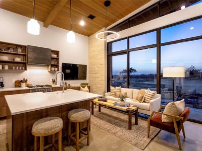 312 Hye Springs Rd #106