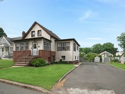 22 Passaic Ave