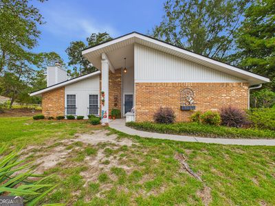 117 Lake Front Dr
