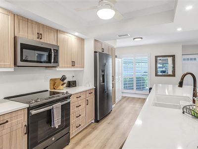 828 Gulf Pavilion DR #101