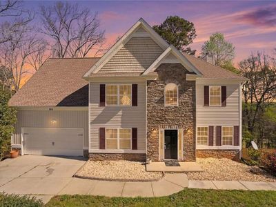 1814 Oak Branch Way