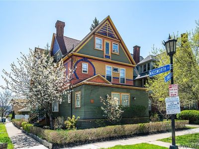 4 Saint Johns Pl