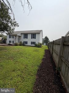 6391 Waterdale Ct