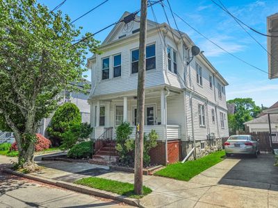 382-384 W Clinton St