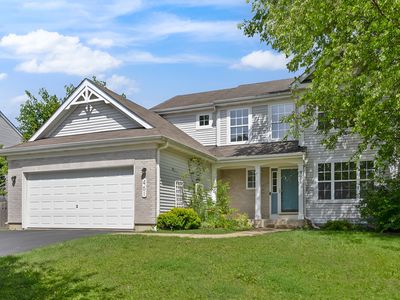 Property at 461 Winding Canyon Way, Algonquin, IL
