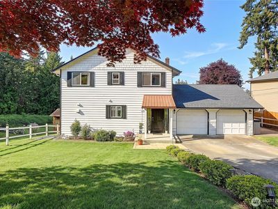 1225 SE Camano Drive
