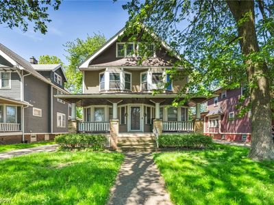 3032-3034 West Ave