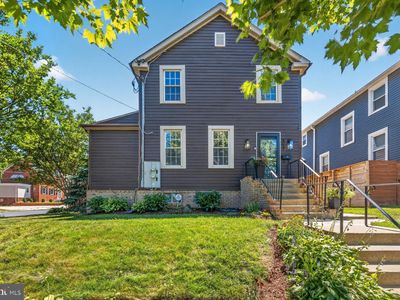 4037 22nd St NE