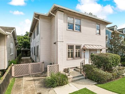 2721-23 Calhoun St