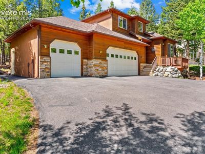 1215 Karen Ln