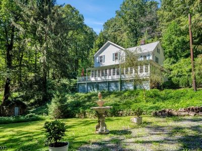 250 Hardscrabble Rd