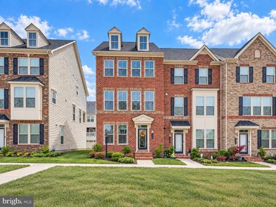 4714 Black Eyed Susan Mews