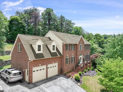5306 Dresden Cir