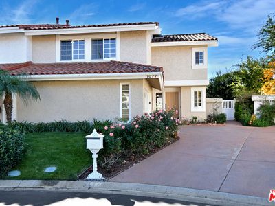 1677 Plum Hollow Cir