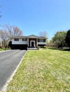 Property at 3 Twin Oaks Rd, Hazle Township, PA
