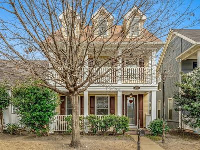 290 Island Bluff Dr