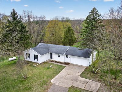 1865 Lindsey Rd