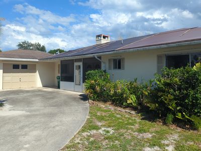 142 N Naranja Avenue