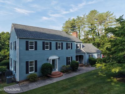 140 Adams Ct
