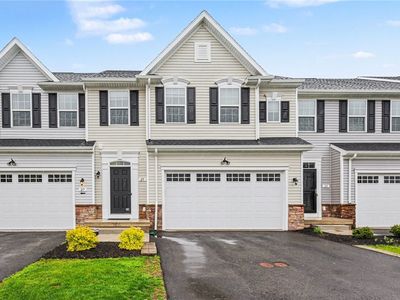 25 Keuka Ln