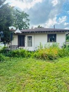 Property at 959 Pleasant Dr, Reynoldsburg, OH
