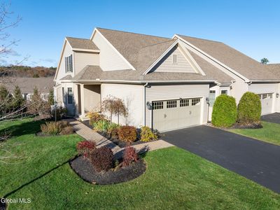 Property at 14 St Marks Square, Slingerlands, NY