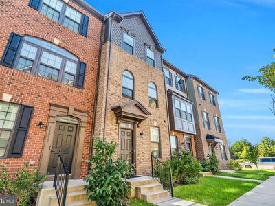 Property at 13937 Airfoil Rd, Herndon, VA