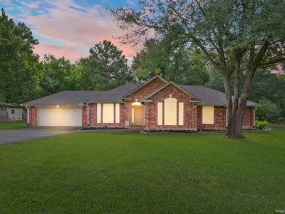 810 Robindale Ln