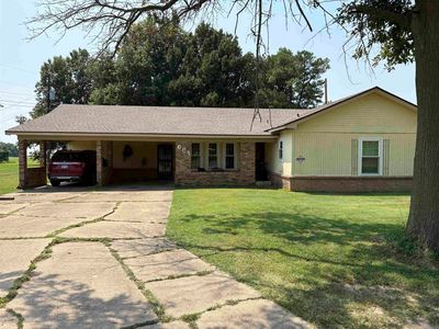 681 N State Highway 181