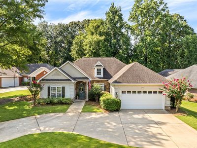 1944 Hillbrook Cir