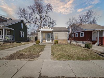 521 Rosewood St