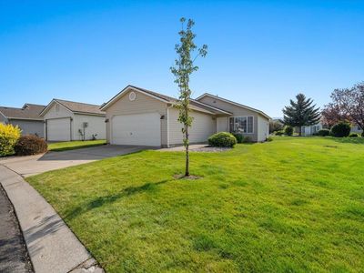 23012 E Oldenburg Ln