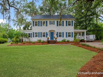 Property at 404 N 9th St, Quincy, FL