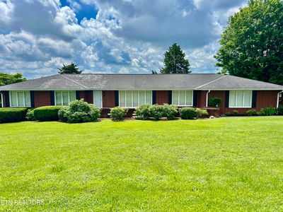 1427 Laurel Hills Cir