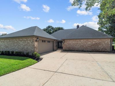 44 Bendwood Dr
