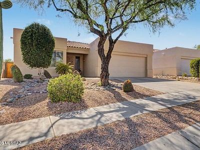 5141 N Sabino Fairway Pl