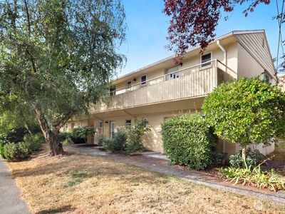 4707 40th Avenue NE #4737