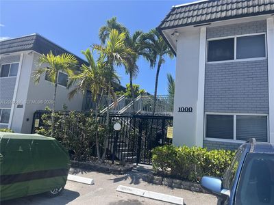 1000 SE 15th St APT 205