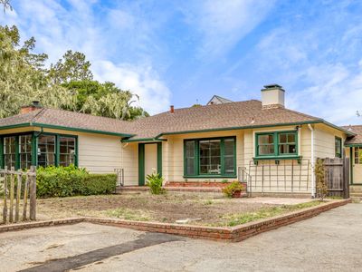 424 Herrmann Dr